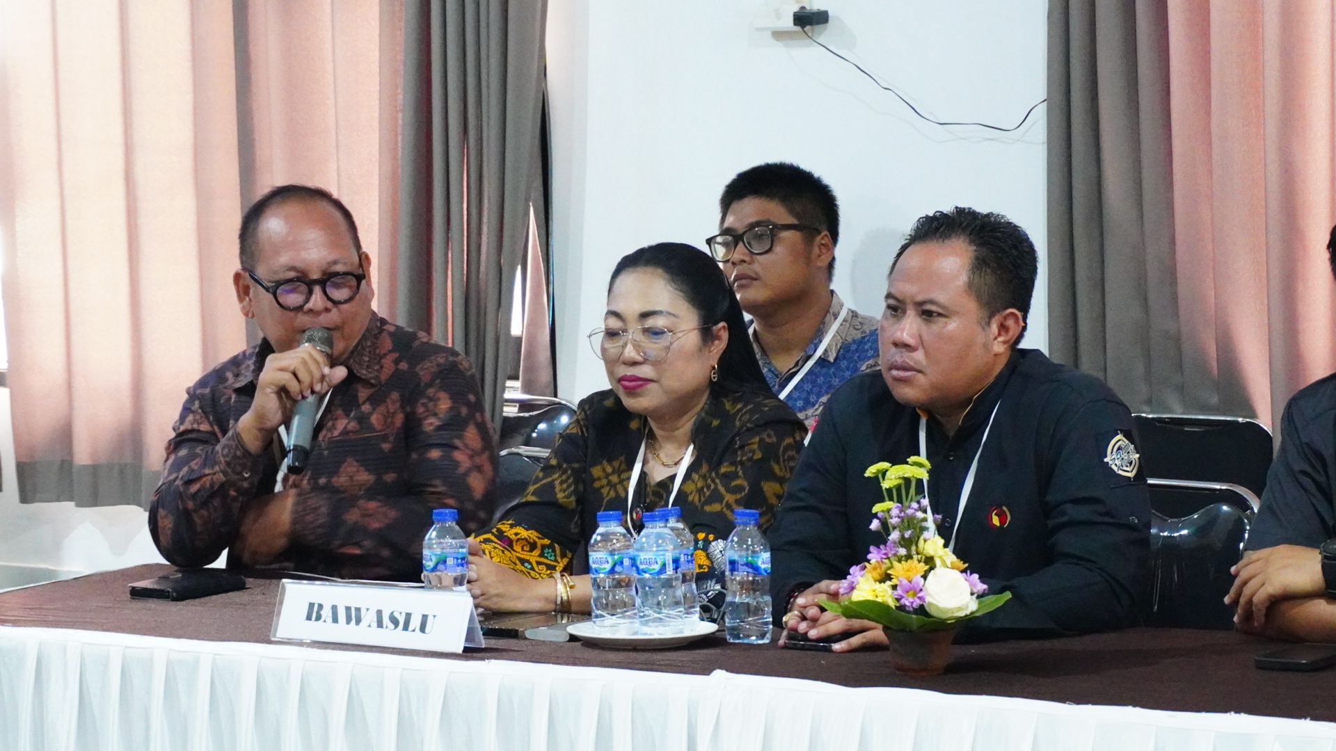 Komisioner Bawaslu Karangasem awasi proses pendaftaran bacalon Selasa (27/8)