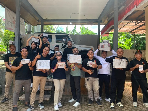 Penyerahan Hadiah Kepada Pemenang