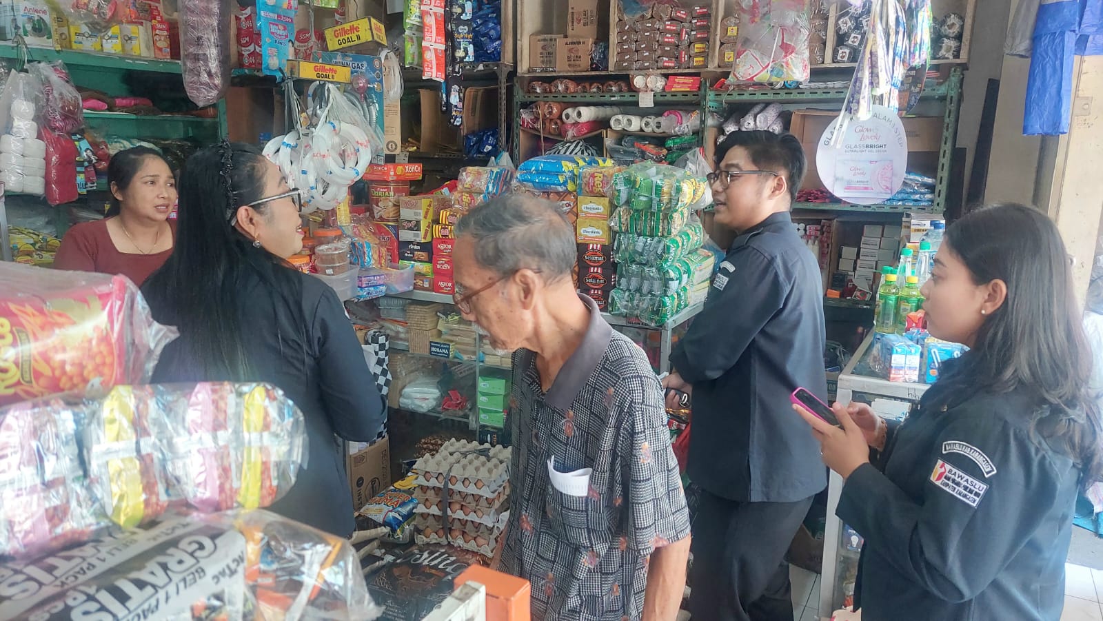Diana Devi belusukan untuk memastikan uji petik