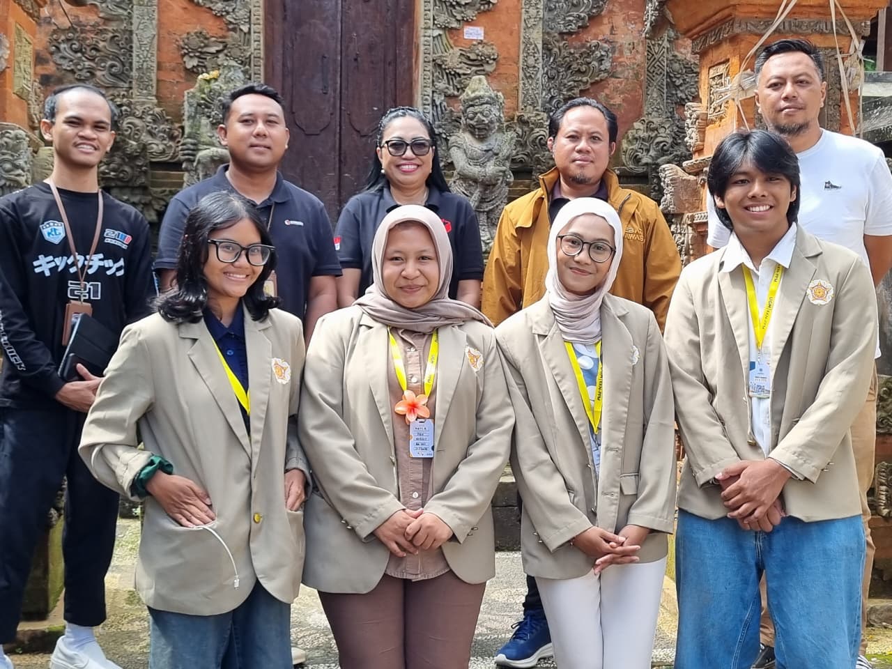 Bawaslu Karangasem bersama KKN Arunika UGM