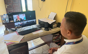 Kordiv P2H Bawaslu Karangasem Ikuti Zoom Ngabuburit 