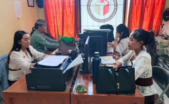 Staf mengikuti pelatihan publikasi 