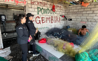 Pimpinan Bawaslu Karangasem, Diana Devi di Kampung Nelayan Ujung