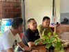 Azwardi (baju putih) dalam Konsolidasi Demokrasi dengan mahasiswa himpunan PMII di Bawaslu Bali